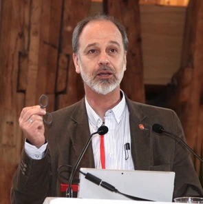 Alexander Laszlo