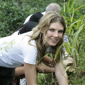 Angela Lindvall