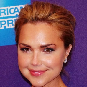 Arielle Kebbel