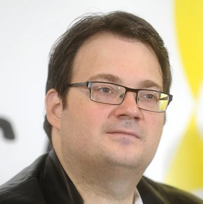 Brandon Sanderson