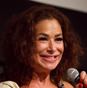 Claudia Wells