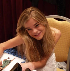 Ellen Muth