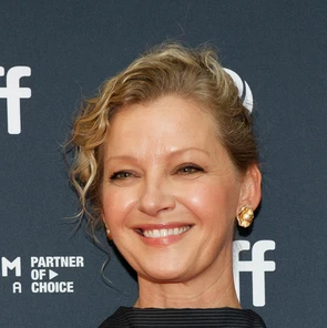 Gretchen Mol