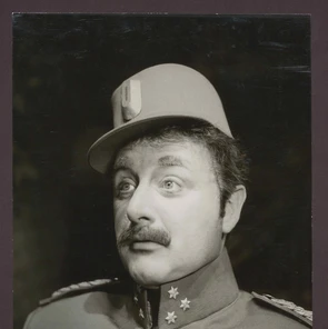 Gustl Bayrhammer