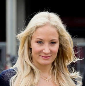 Janine Kunze