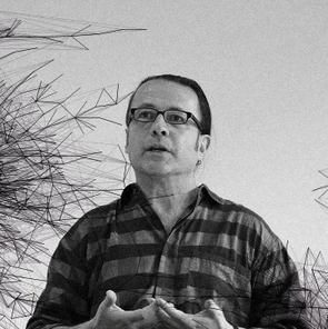 Manuel De Landa