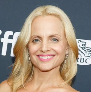 Mena Suvari