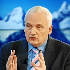 Nik Gowing