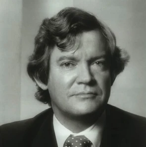 Robert Hughes