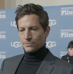 Simon Rex